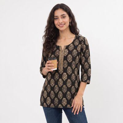 Women's Black Round Neck Printed Straight Kurti