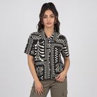 Women's Black Printed Spread Collar Shirt, काला, small