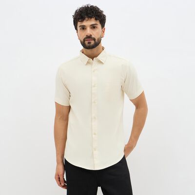 Men's Cream Half Sleeve Classic Collar Casual Shirt
