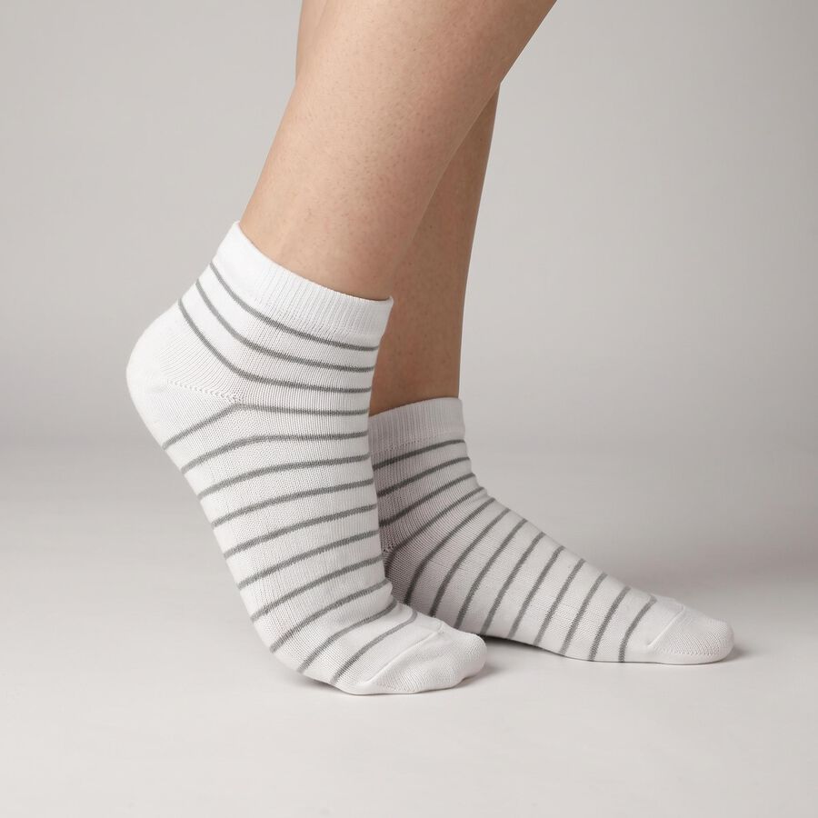 Women's Assorted Regular Fit Patterned Ankle Pack of 3 Socks, Assorted, large