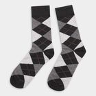 Men's Dark Charcoal Black and Steel Blue Regular Fit Argyle Pattern Pack of 2 Socks, काला, small