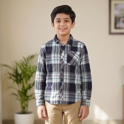 Boys' Green Cotton Spread Collar Regular Fit Casual Shirt