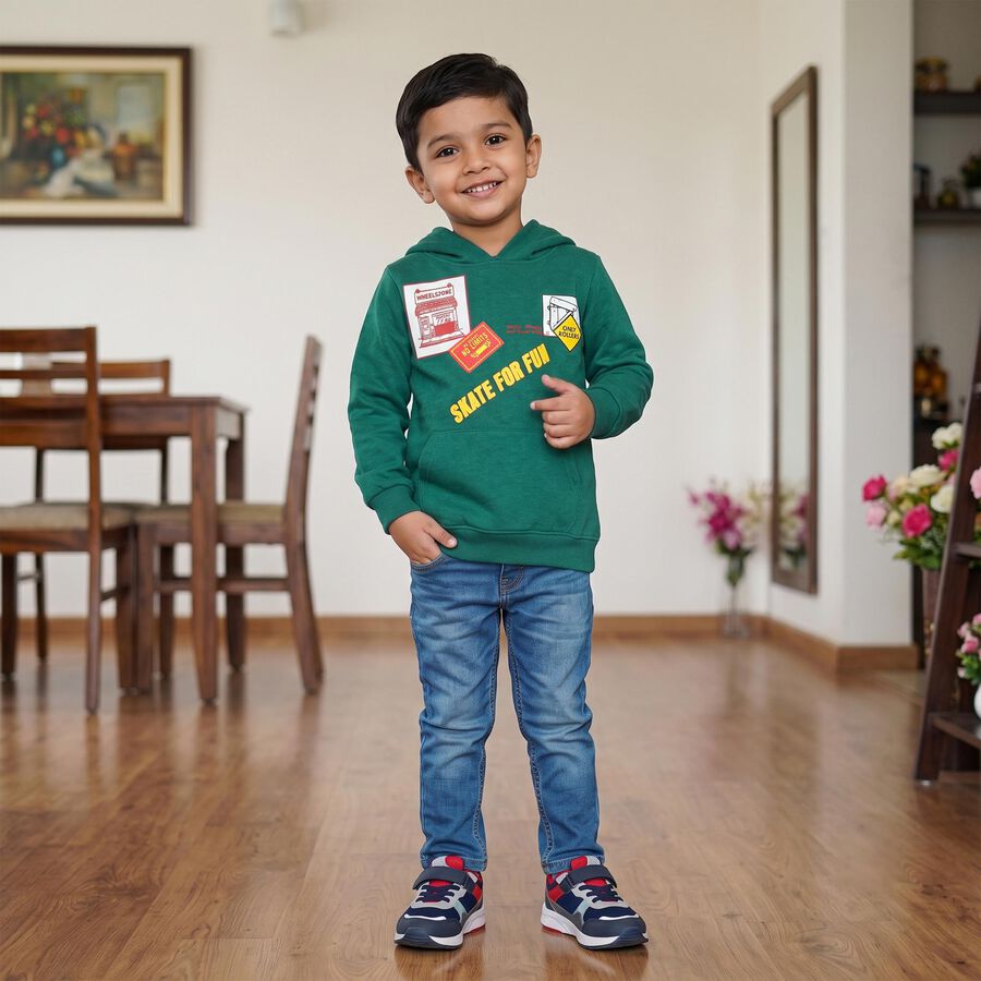 Boys' Green Hoodie Neck Graphic Sweatshirt, गहरा हरा, large