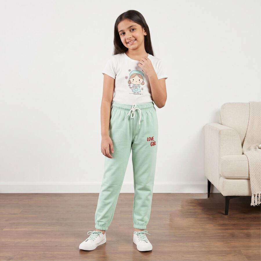 Girls Mint Green Jogger Fit Typographic Printed Winter Pyjama, हल्का हरा, large