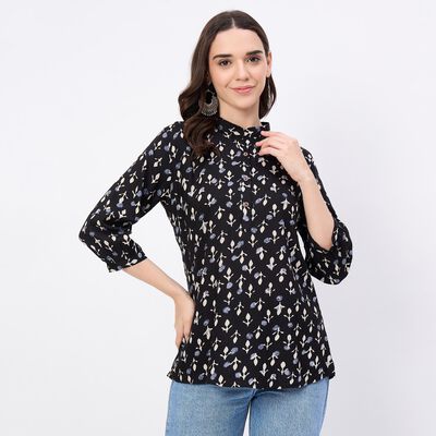 Women's Black Mandarin Collar Printed Sleeveless Kurti