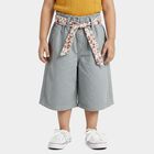 Girls Grey Regular Fit Solid Capri Pants, हल्का ग्रे, small