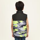 Boys Black and Camouflage High Neck Sleeveless Jacket, काला, small image number null