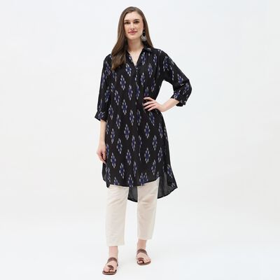 Women's Black Round Neck Straight Kurta