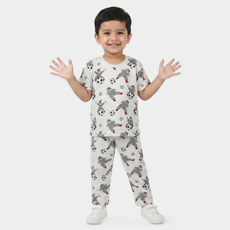 Boys Grey Cotton Round Neck Graphic Printed Night Suit, हल्का ग्रे, large