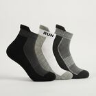 Men's White Regular Fit Text Print Pack of 1 Socks, सफ़ेद, small