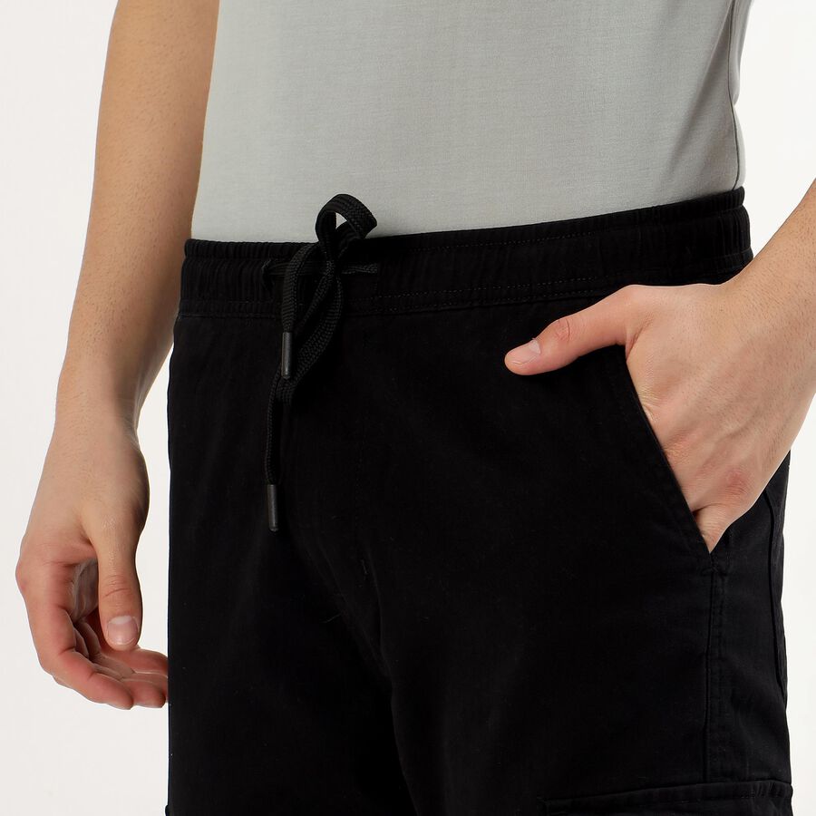 Men's Jet Black Slim Fit Cargo Joggers, काला, large image number null