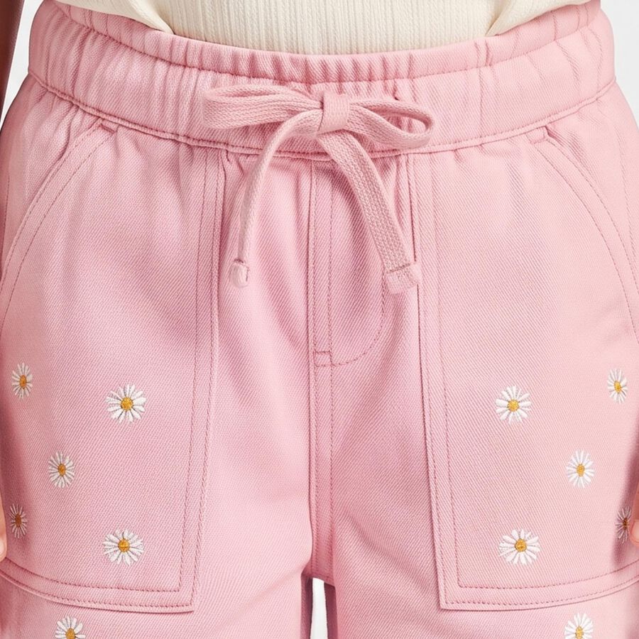 Girls Pink Cargo Fit Embroidered Jeans, हल्का गुलाबी, large