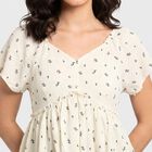 Women's Cream Geometric V Neck Regular Fit Shirt, ऑफ व्हाइट, small