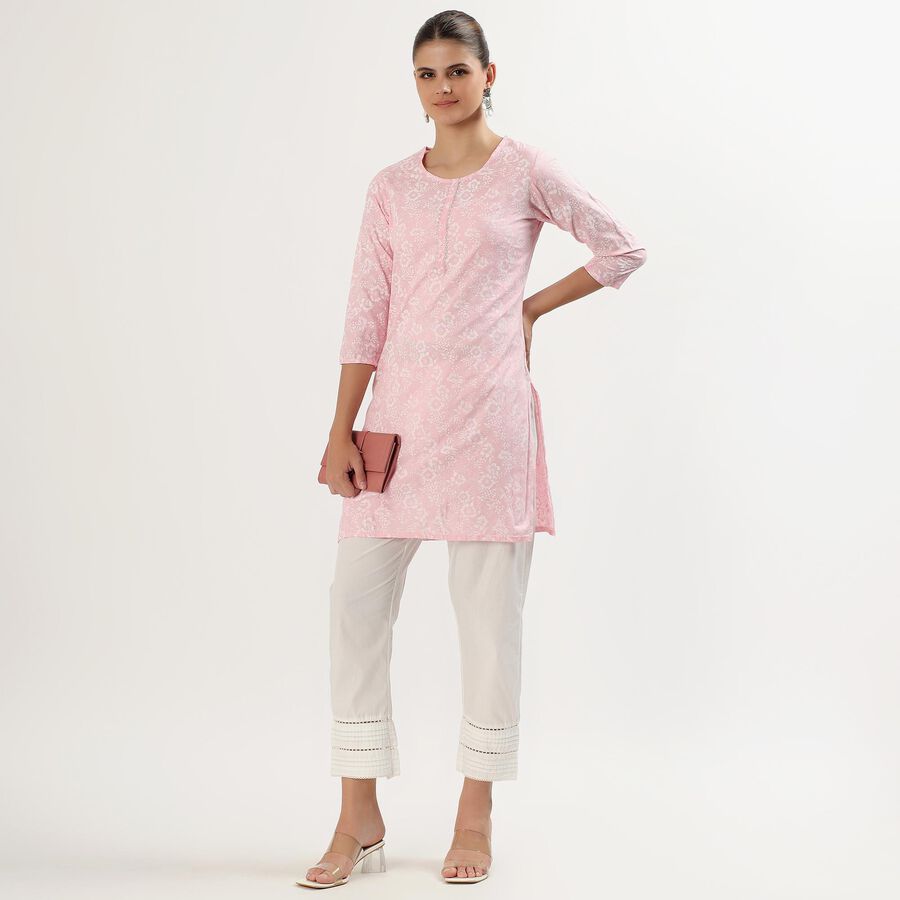 Women's Soft Pastel Pink Round Neck Floral Printed Kurta, गुलाबी, large image number null