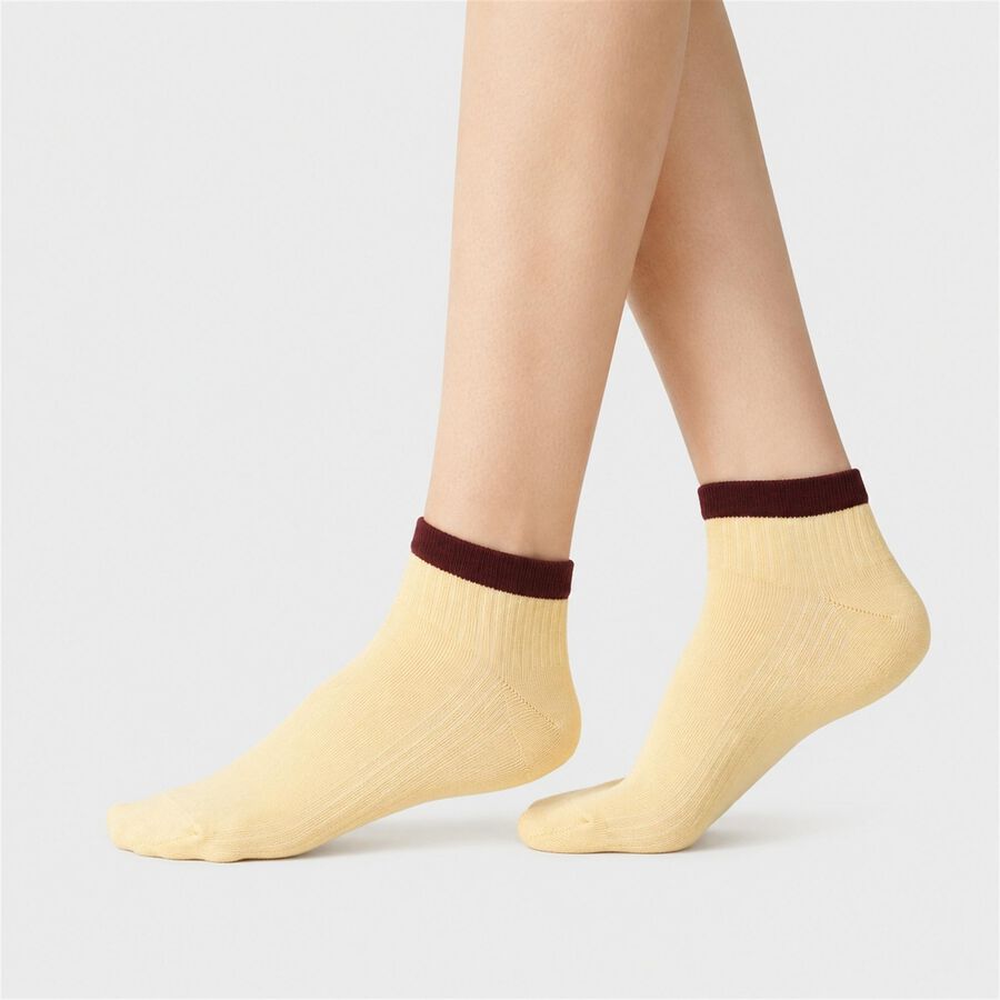 Women's Assorted Regular Fit Solid Pack of 3 Socks, Assorted, large
