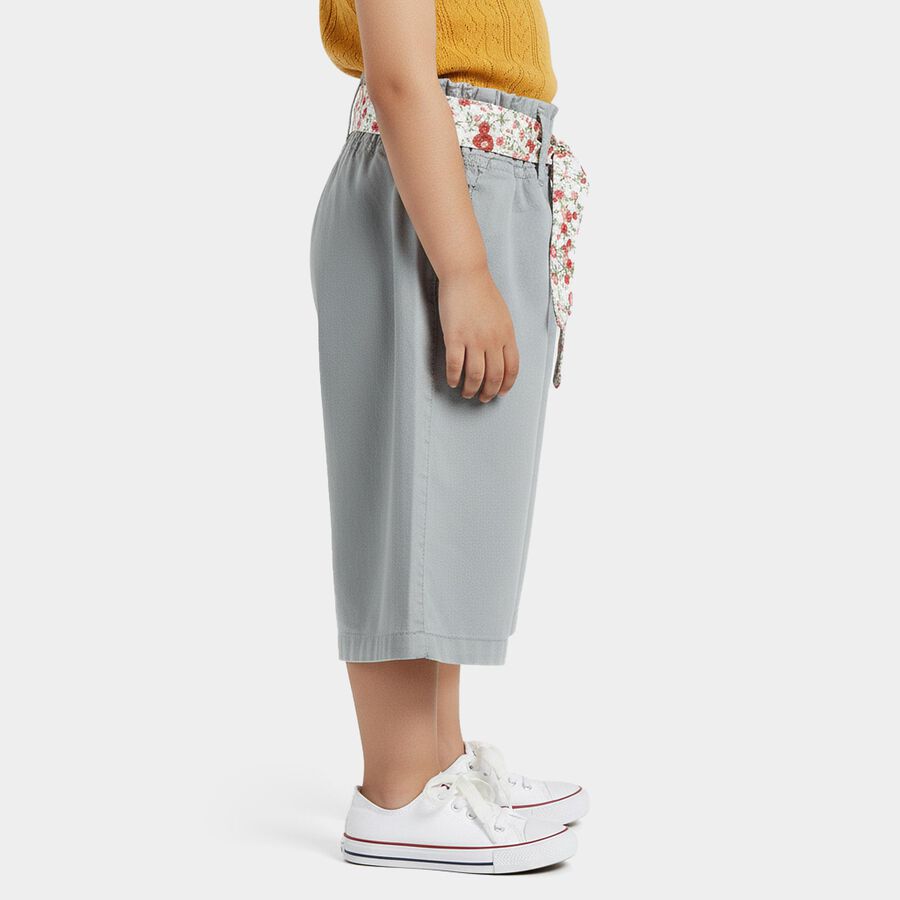 Girls Grey Regular Fit Solid Capri Pants, हल्का ग्रे, large