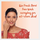 Oil Clear Peach Face Wash, 100 ml, small