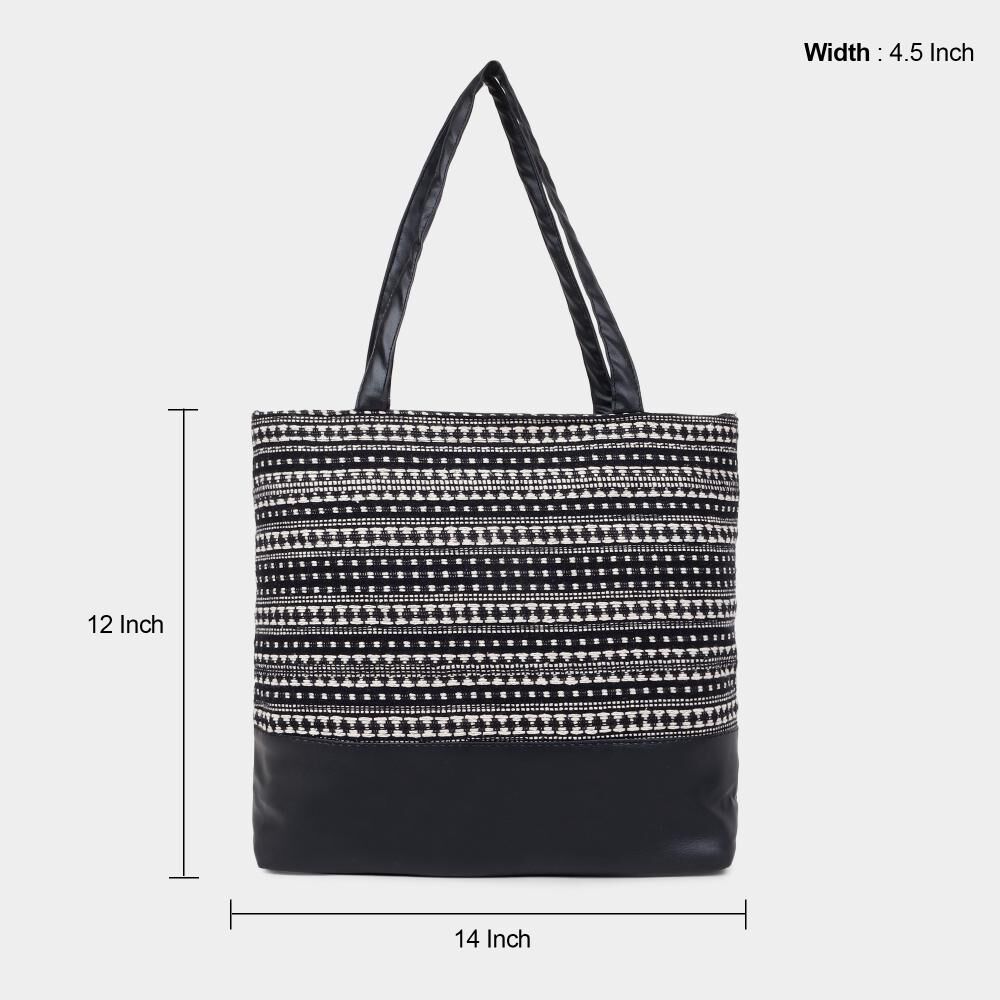 NAVIVERSE] Lucky Tote Bag - Black naviverse Lucy tote bag black