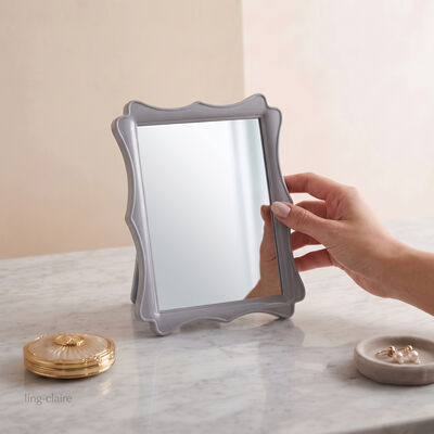 Grey Mirror