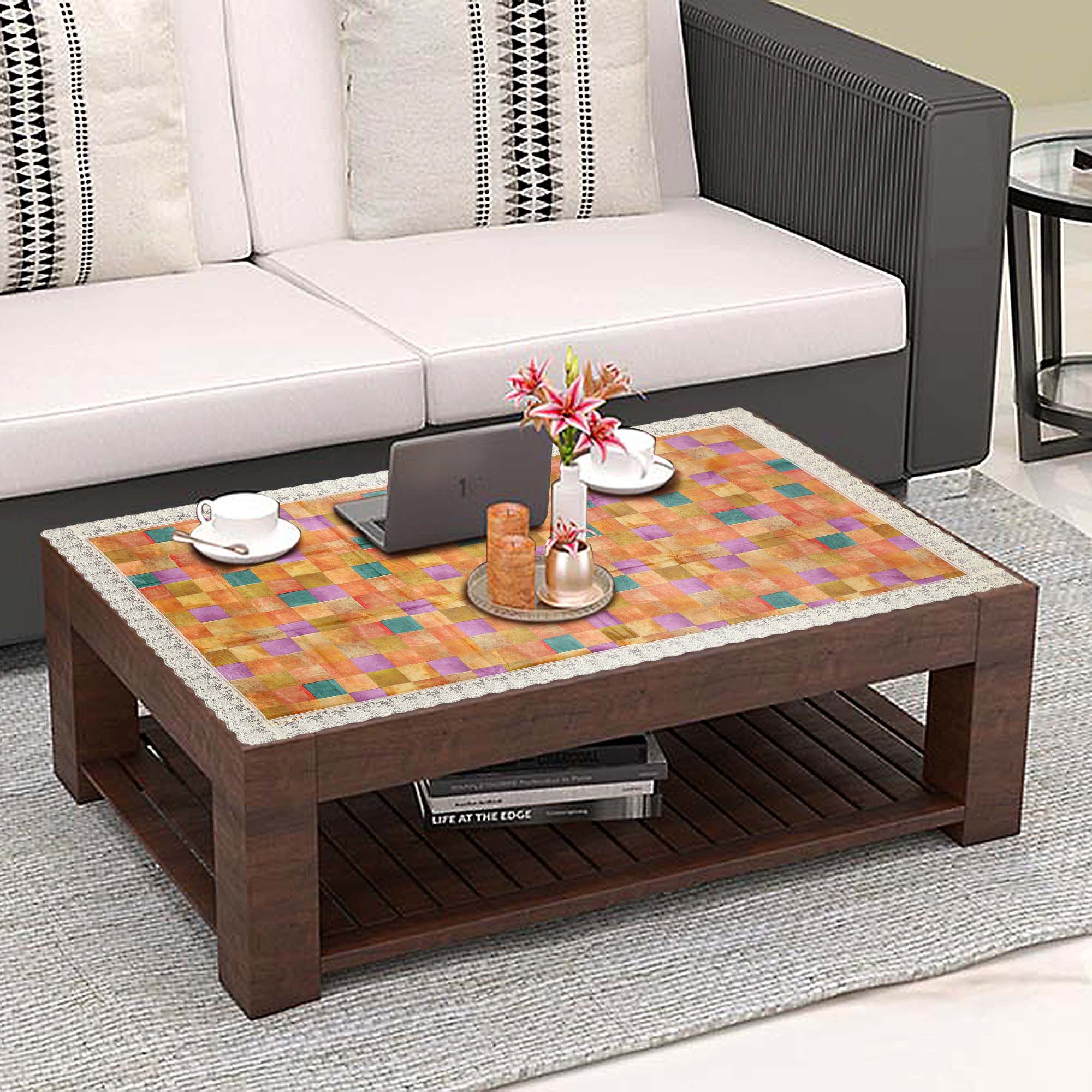 Center on sale table cover
