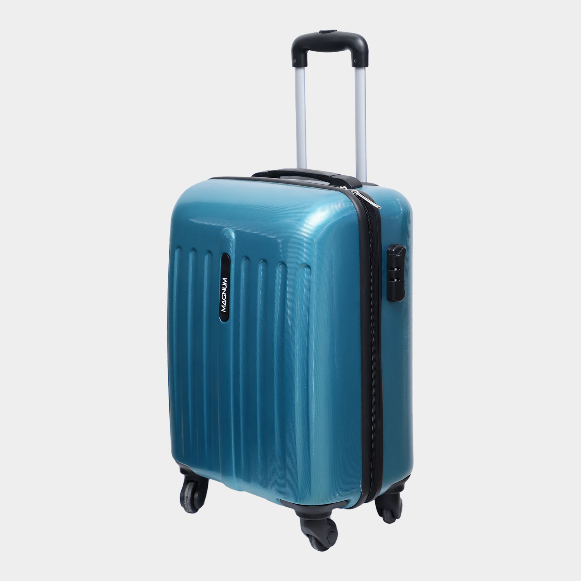 Safari magnum trolley bags outlet