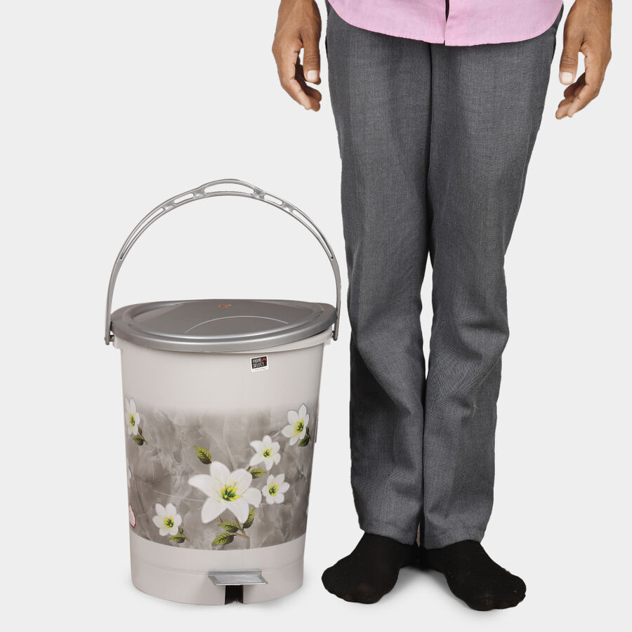 16 L Plastic Dustbin, , large image number null