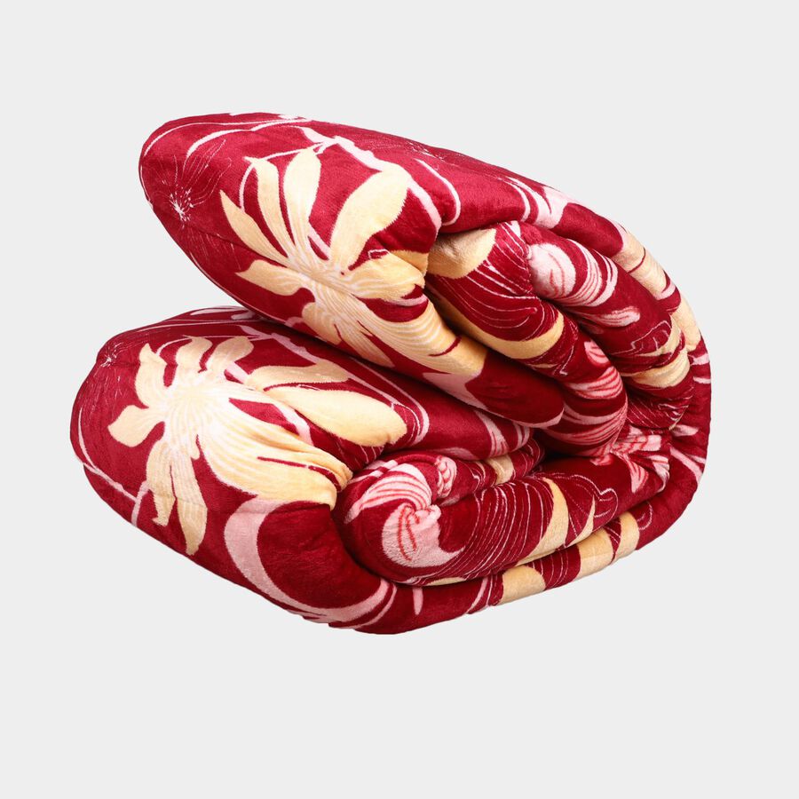 Red Polyester Comforter, , large image number null
