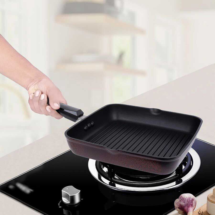 Tandem Aluminium Diecast Grill Pan Vishal Mega Mart India