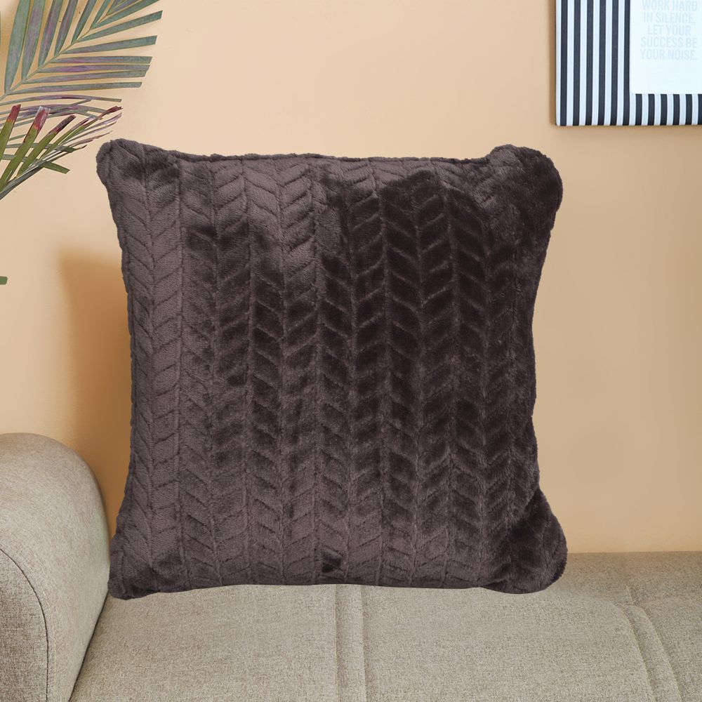 Home Beautiful                         Velvet Cushion