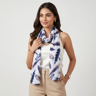 Woman's White Scarf
