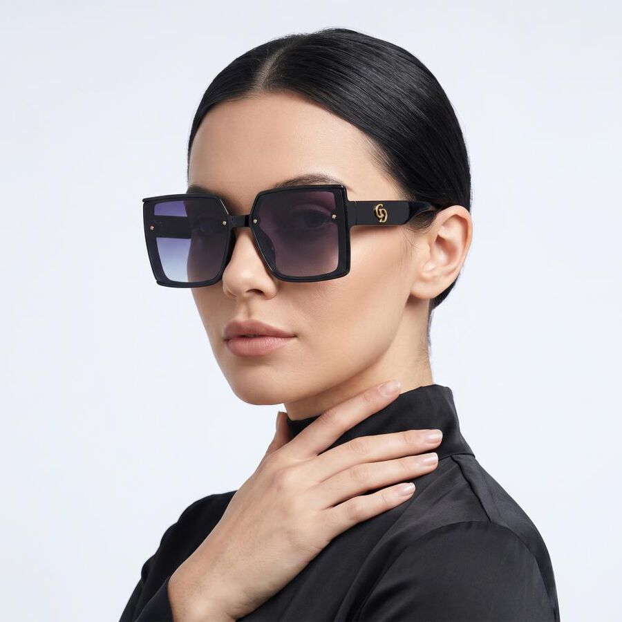 Woman's Black Plastic Sunglasses, , large