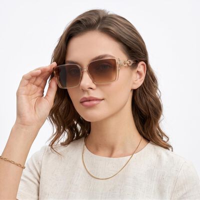 Woman's Brown Plastic Sunglasses