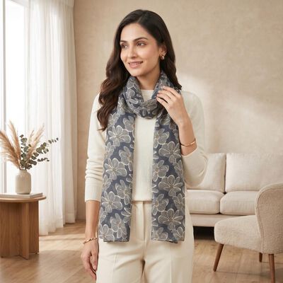 Woman's Black Scarf