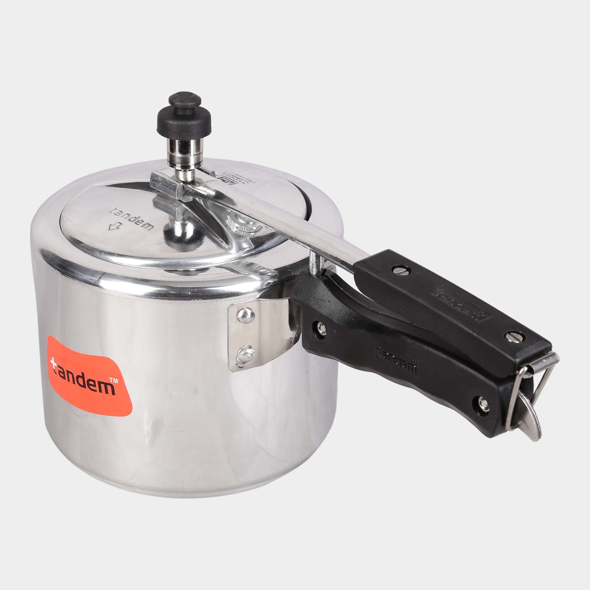 Vishal ganga shop pressure cooker