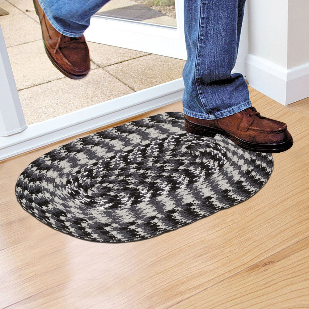 Home Beautiful                         Grey Polyester Mats