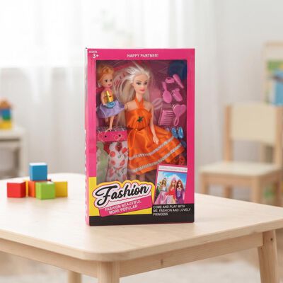 Kid's Plastic Dolls With Accessories