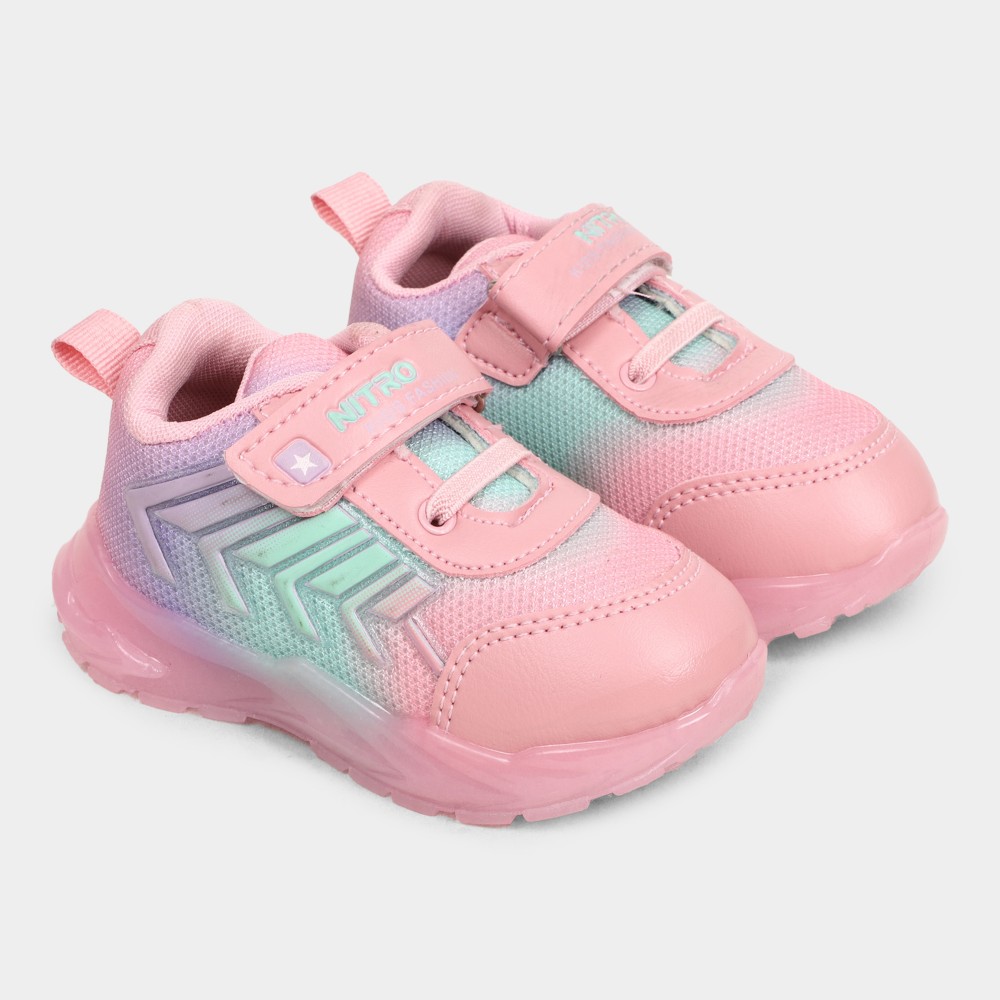 Slant Kids' Shoes | Vishal Mega Mart India