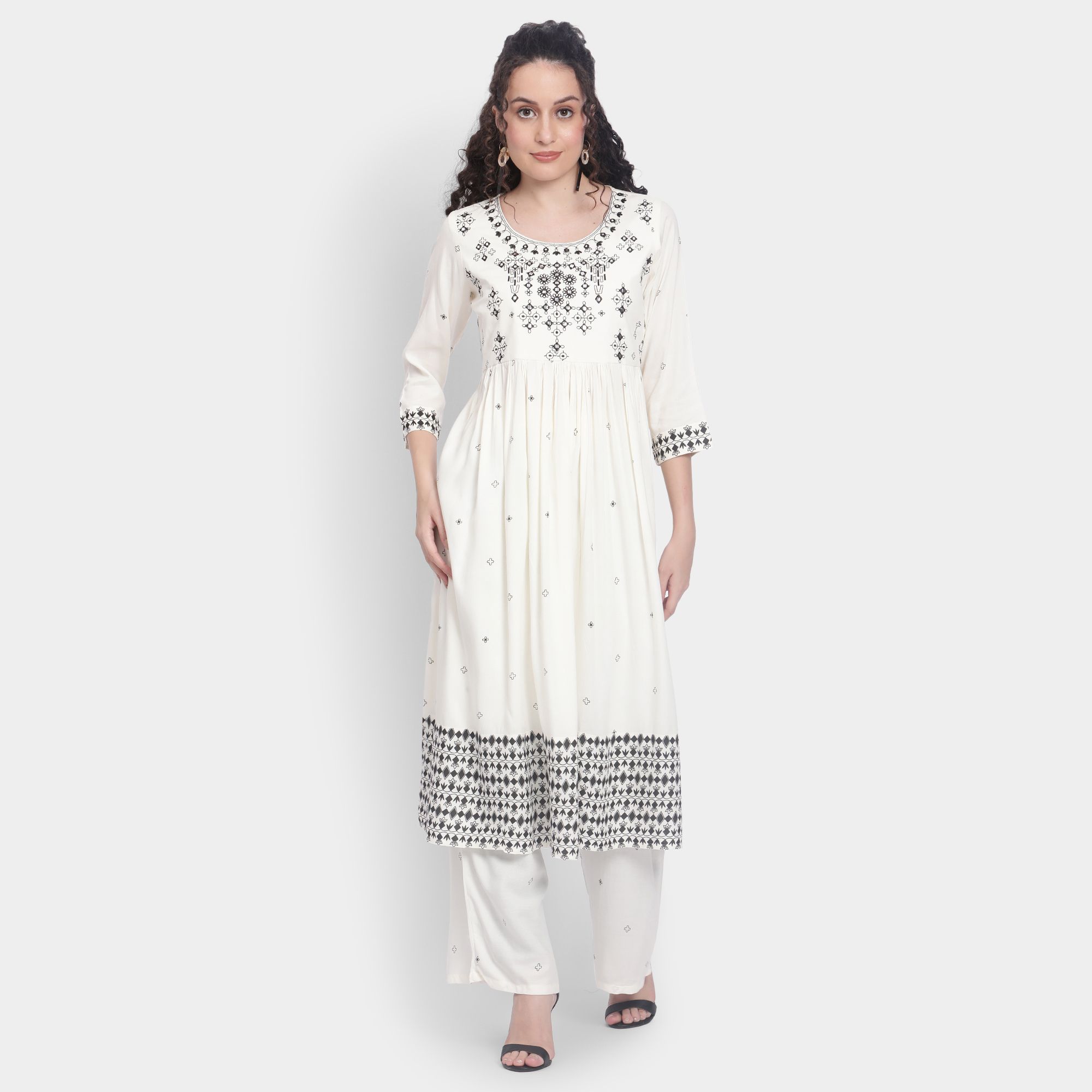 Yellow Hippo Ladies' Embroidered Flared Black Kurta Vishal Mega Mart